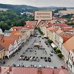 Na Trojmezi, Leopold *